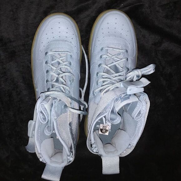 Rare Baby Blue Air Force Ones NWOT - Picture 4 of 5